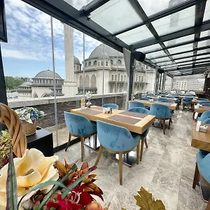 Hotel Taksim Line
