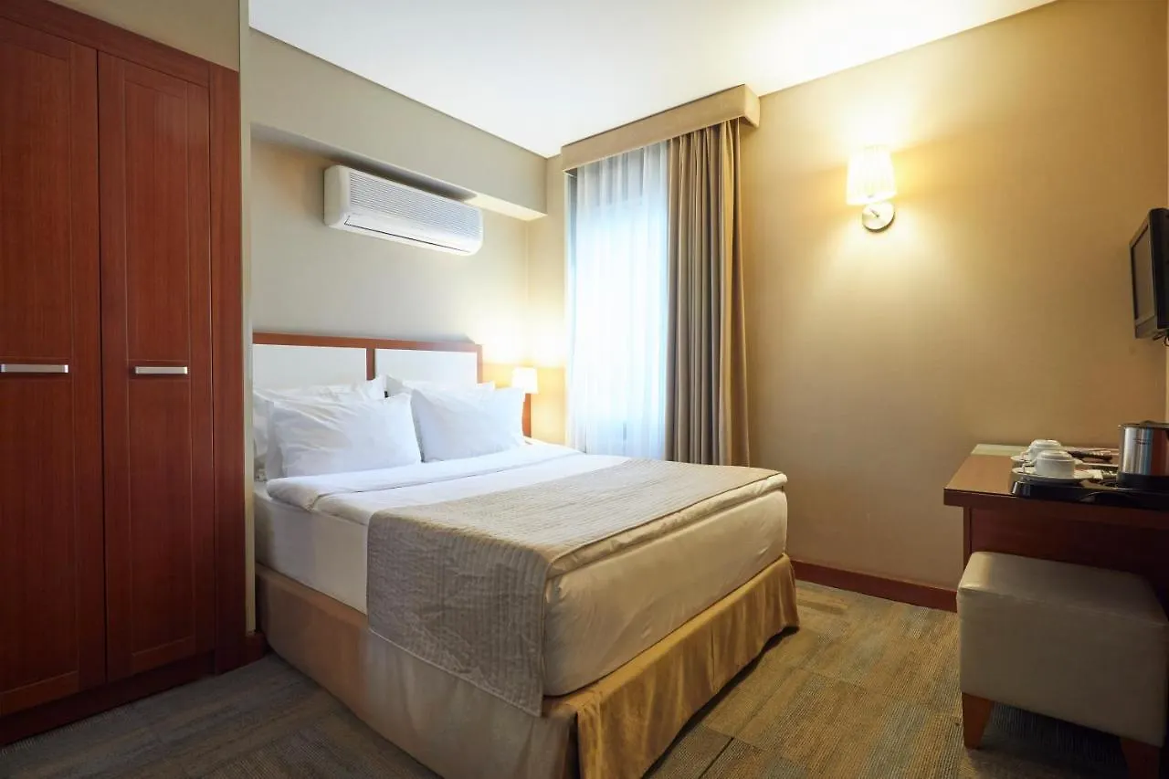 ***  Polatdemir Hotel Istanbul Turcia